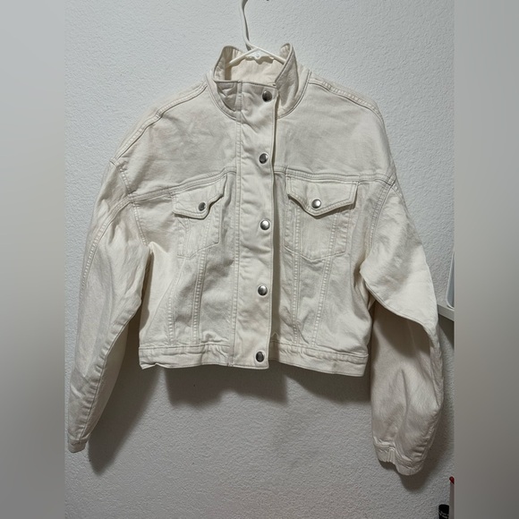 Abercromb & Fitch White Denim / Jean Jacket with Pearl details size‎ L - Picture 1 of 13